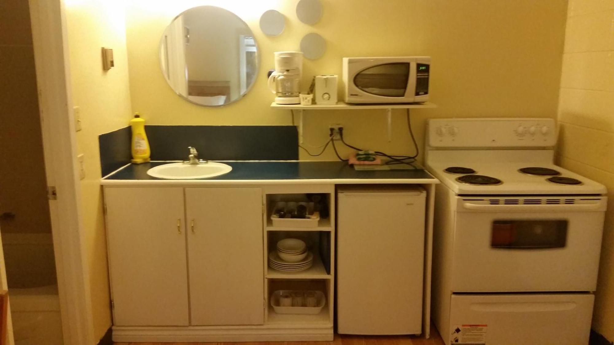 West Castle Motel Pincher Creek Chambre photo